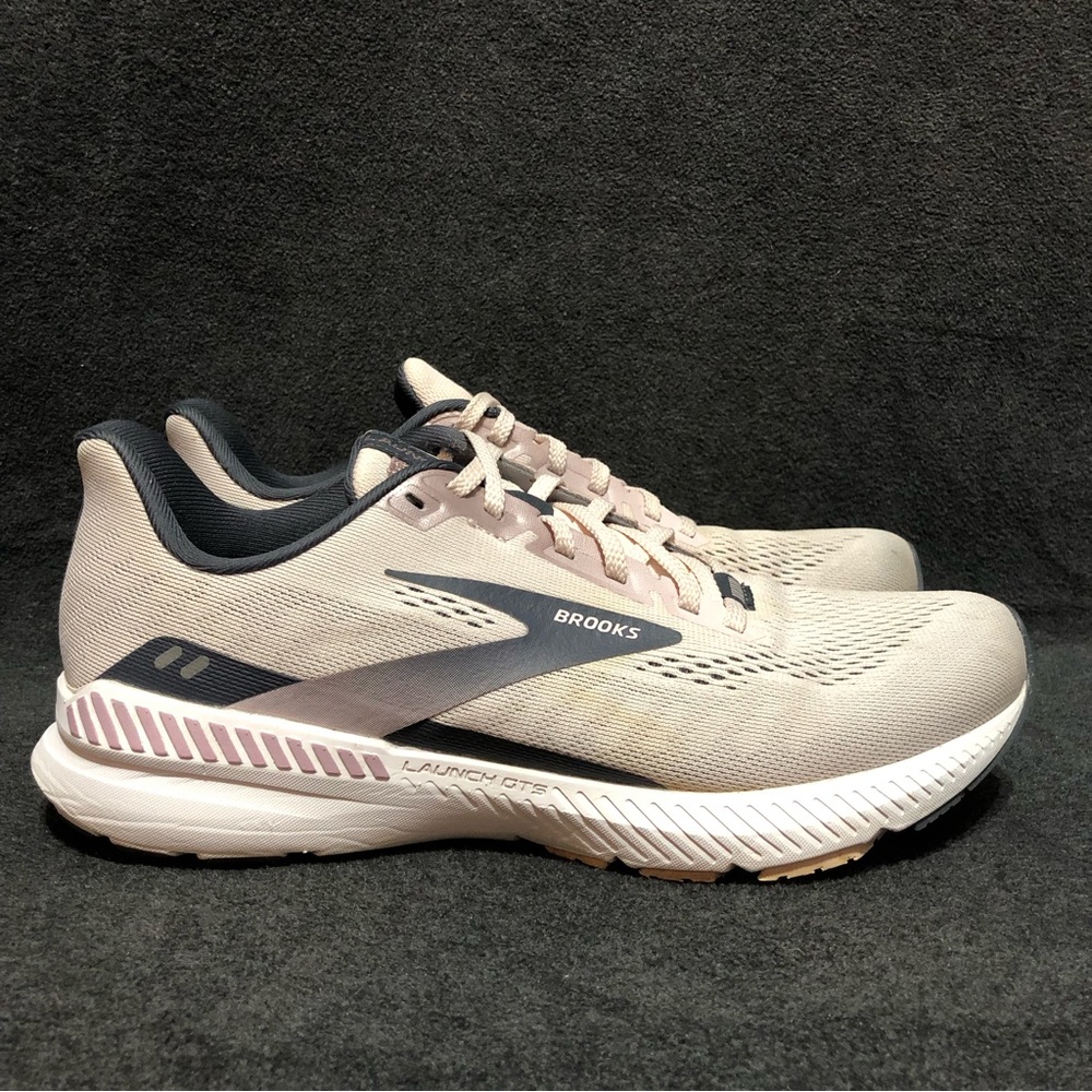 Brooks Launch GTS 8 Womens Size 9.5 Running Shoes Athletic Sneakers Pink